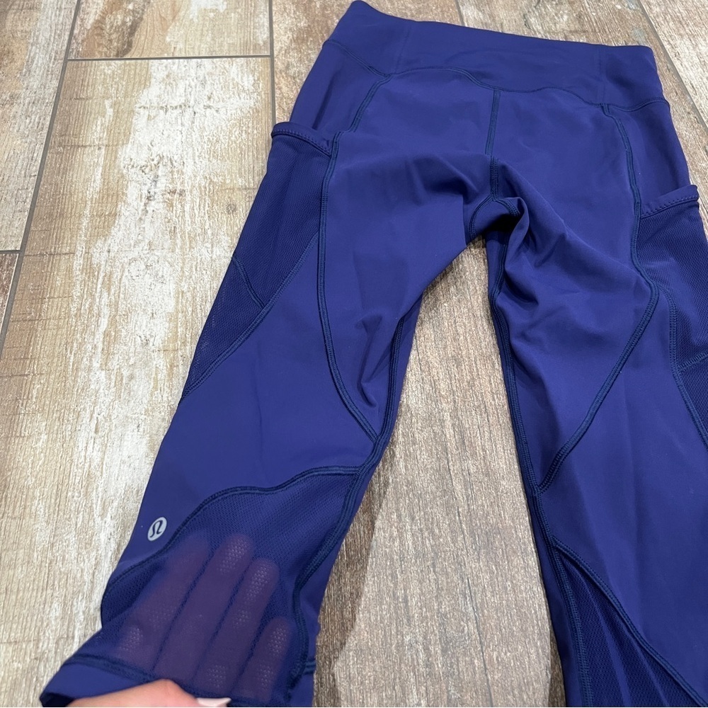 Lululemon Athletica | Mesh Capri Leggings Size 6 With Pockets - Picture 8 of 8